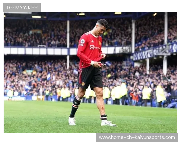 C罗：阿森纳会夺冠！曼联肯定没戏，我不相信他们能逆风翻盘，c罗在阿森纳踢过球吗